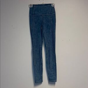 Lululemon Wunder Under High-Rise Tight *Snow Washed Ribbed 28"